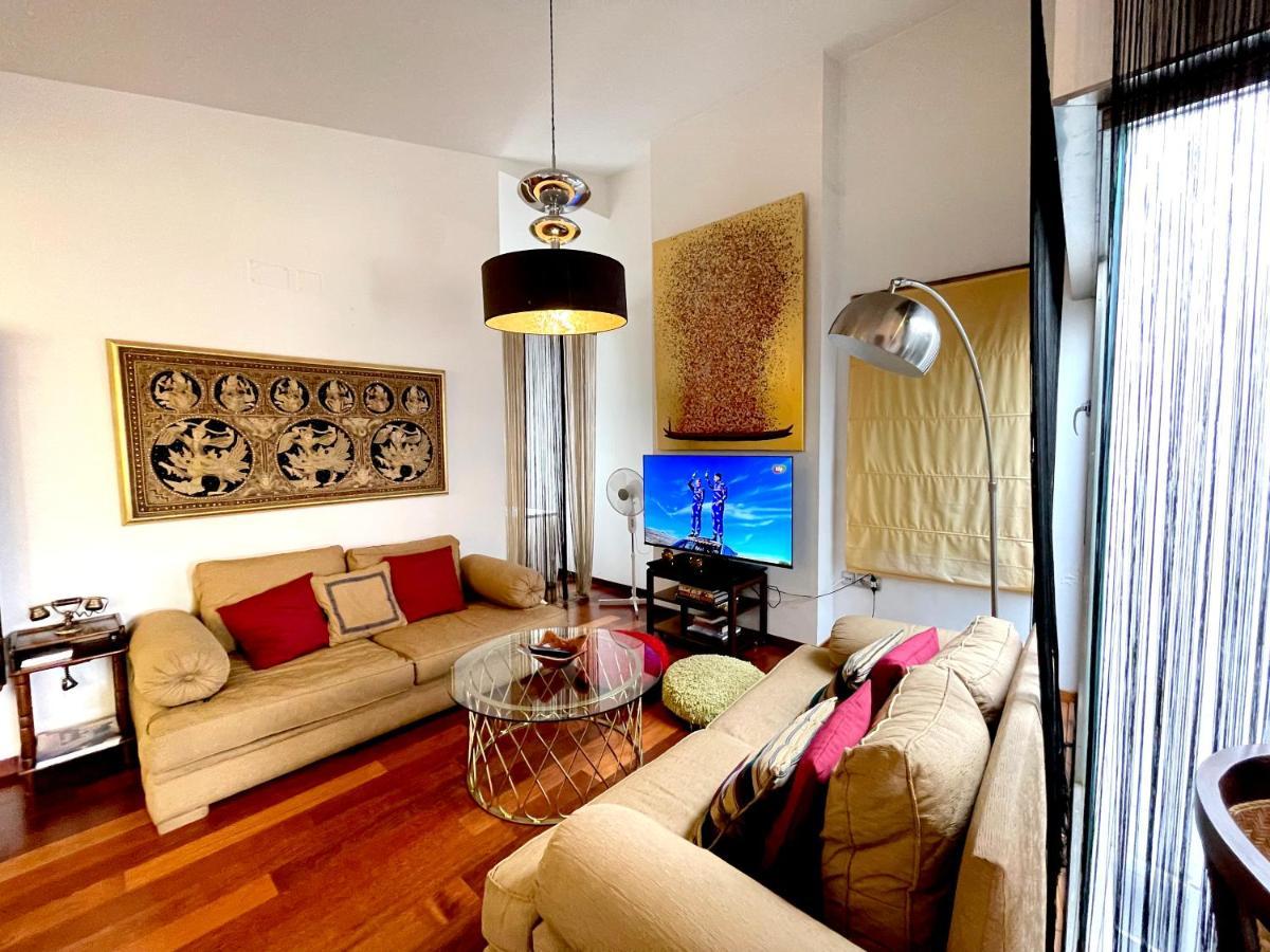 Atico En Plaza De La Constitucion 3 Bedrooms Màlaga Exteriér fotografie