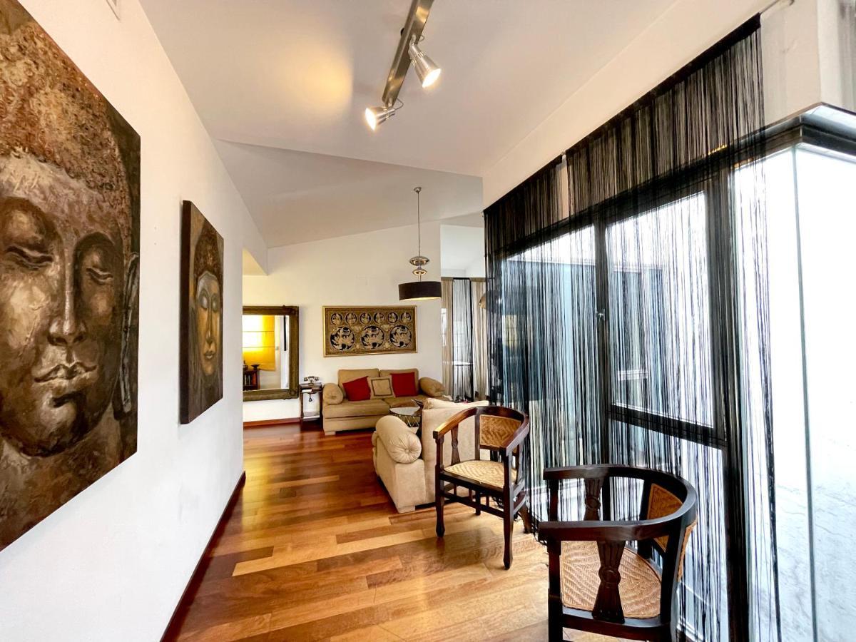 Atico En Plaza De La Constitucion 3 Bedrooms Màlaga Exteriér fotografie