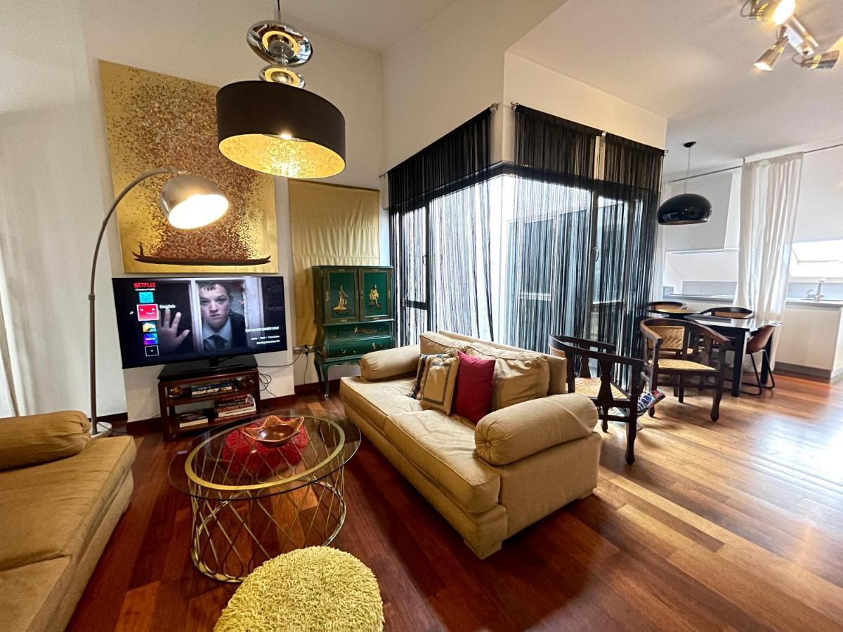 Atico En Plaza De La Constitucion 3 Bedrooms Màlaga Exteriér fotografie