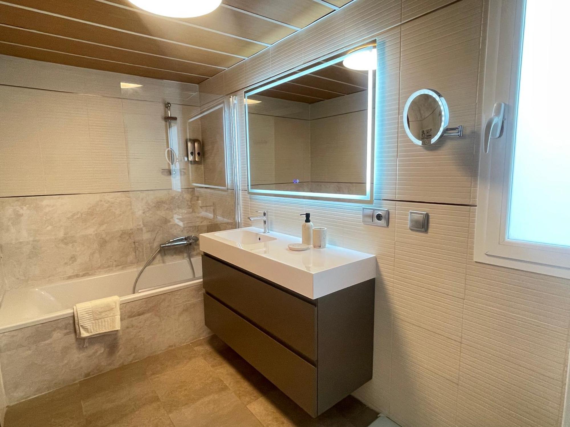 Atico En Plaza De La Constitucion 3 Bedrooms Màlaga Exteriér fotografie